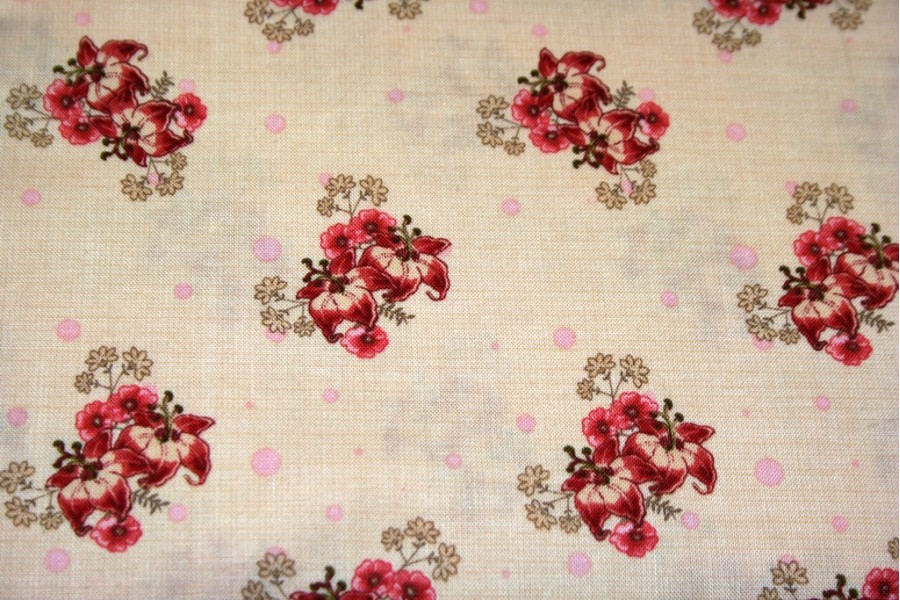 10cm Baumwolldruck "romancing the past" Blüten auf rose´beige  by Penny Rose Fabrics  (Grundpreis € 12,00/m)